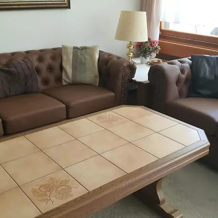 Hilburgs-domizil アパート *